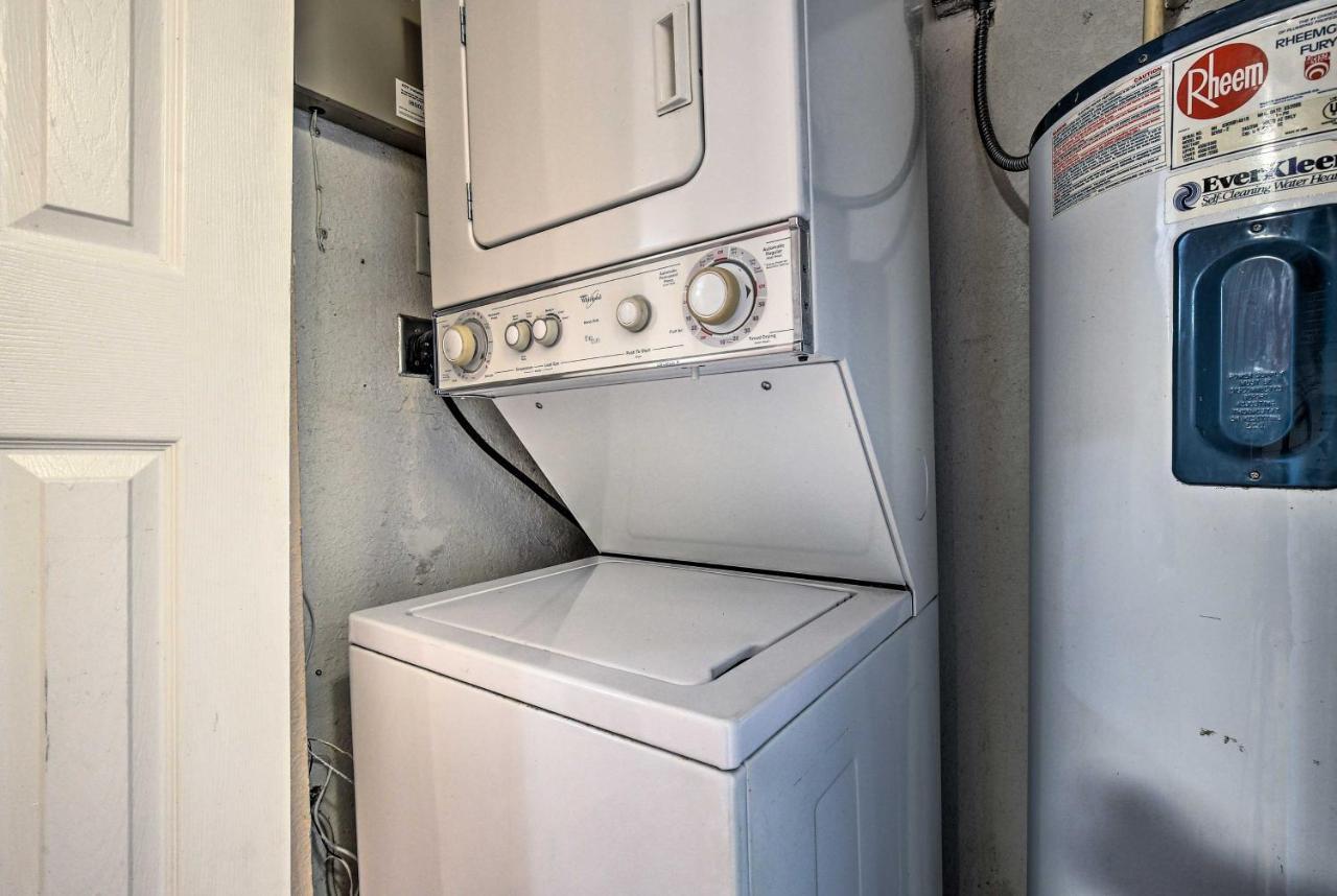 Opa-Locka Townhome, 15 Mi To Miami Beach! المظهر الخارجي الصورة