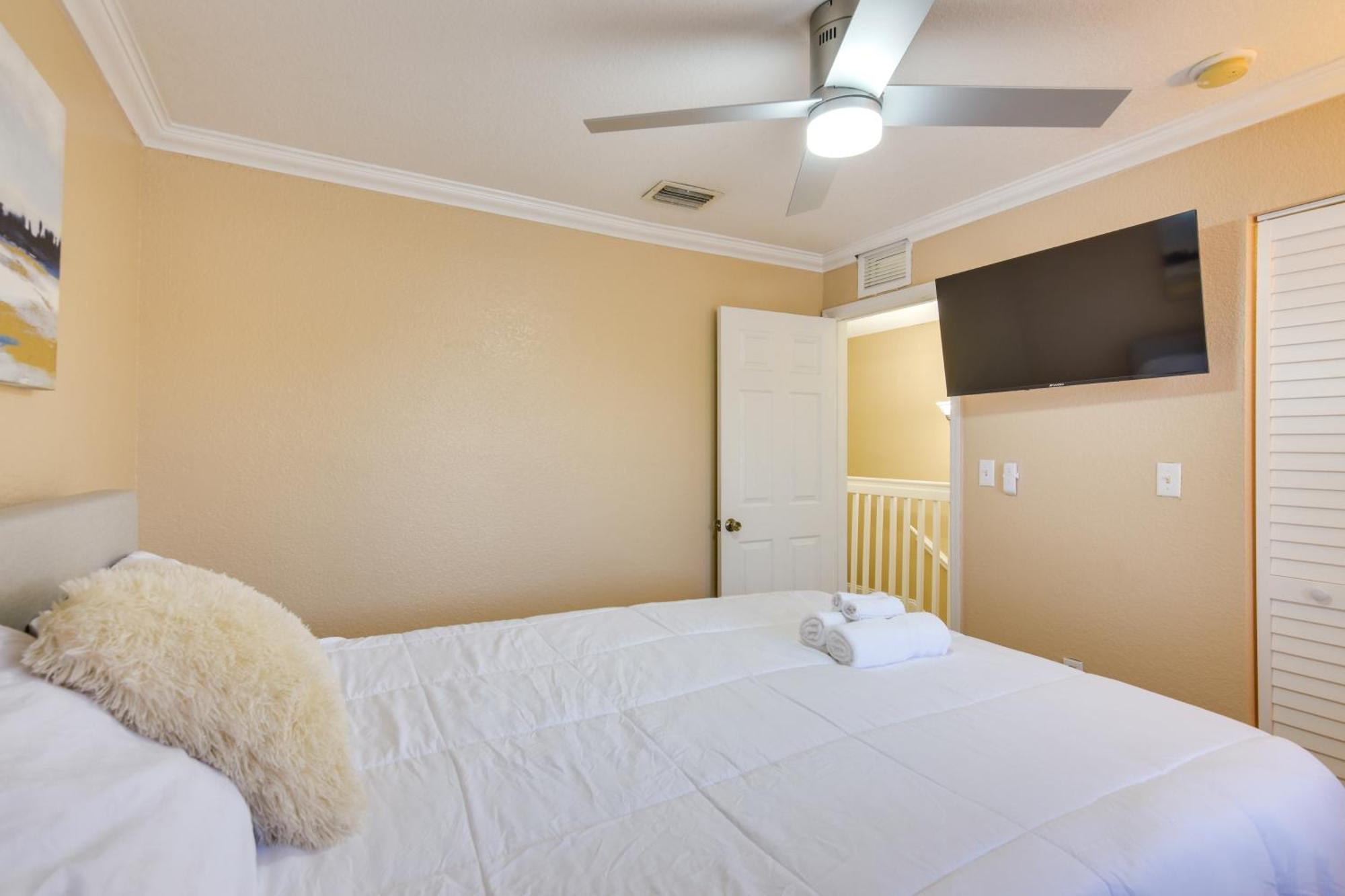 Opa-Locka Townhome, 15 Mi To Miami Beach! المظهر الخارجي الصورة